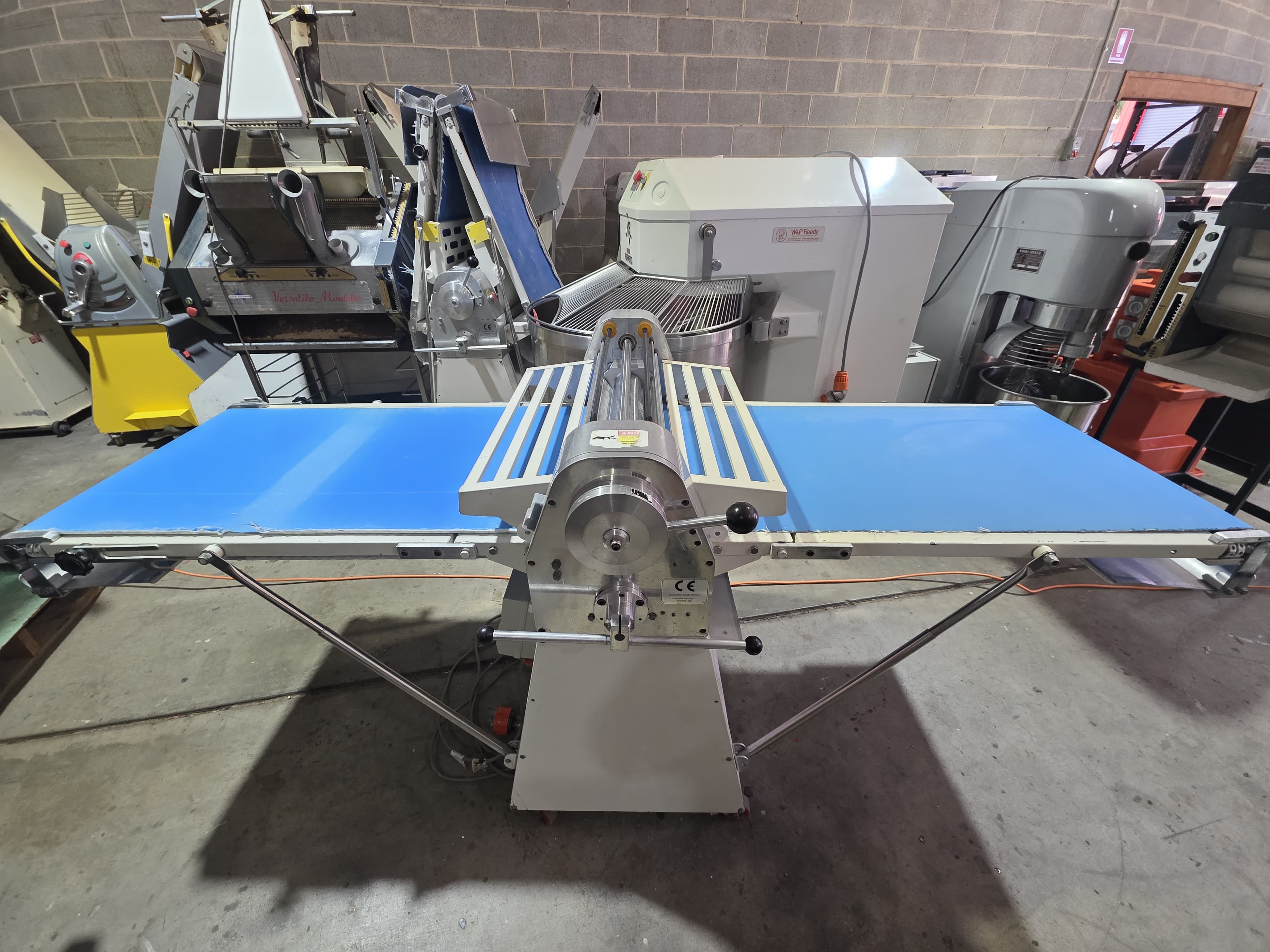 IBE 650F Floor model sheeter — 2
